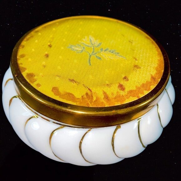 Vintage Matson Hand Painted Porcelain China Vanity Trinket Powder Dish 2”T 4.5”W - Picture 1 of 10